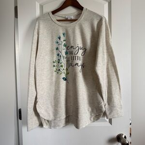LA Threads Cream Sweatshirt with Floral Design ‘Enjoy The Little Things’ Size XL